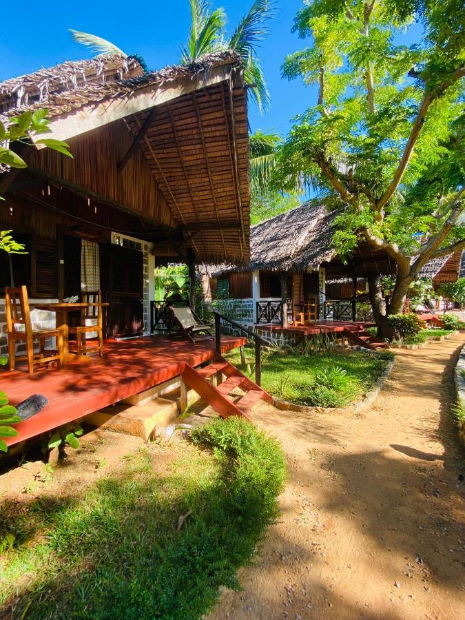 Tamarin Lodge Ampangorinana 外观 照片